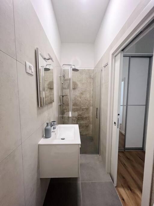 Appartamento Chariming And Comfy Studio Pola Esterno foto